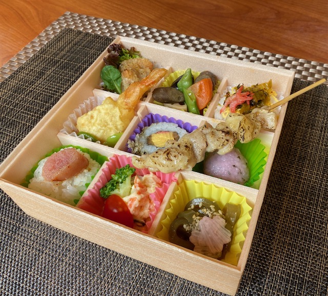 おかえりなさい　はかたんもん　ご当地グルメ弁当