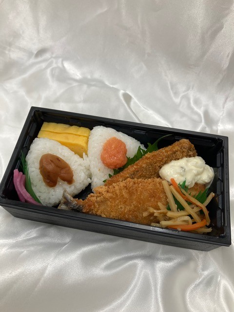 アジフライ弁当