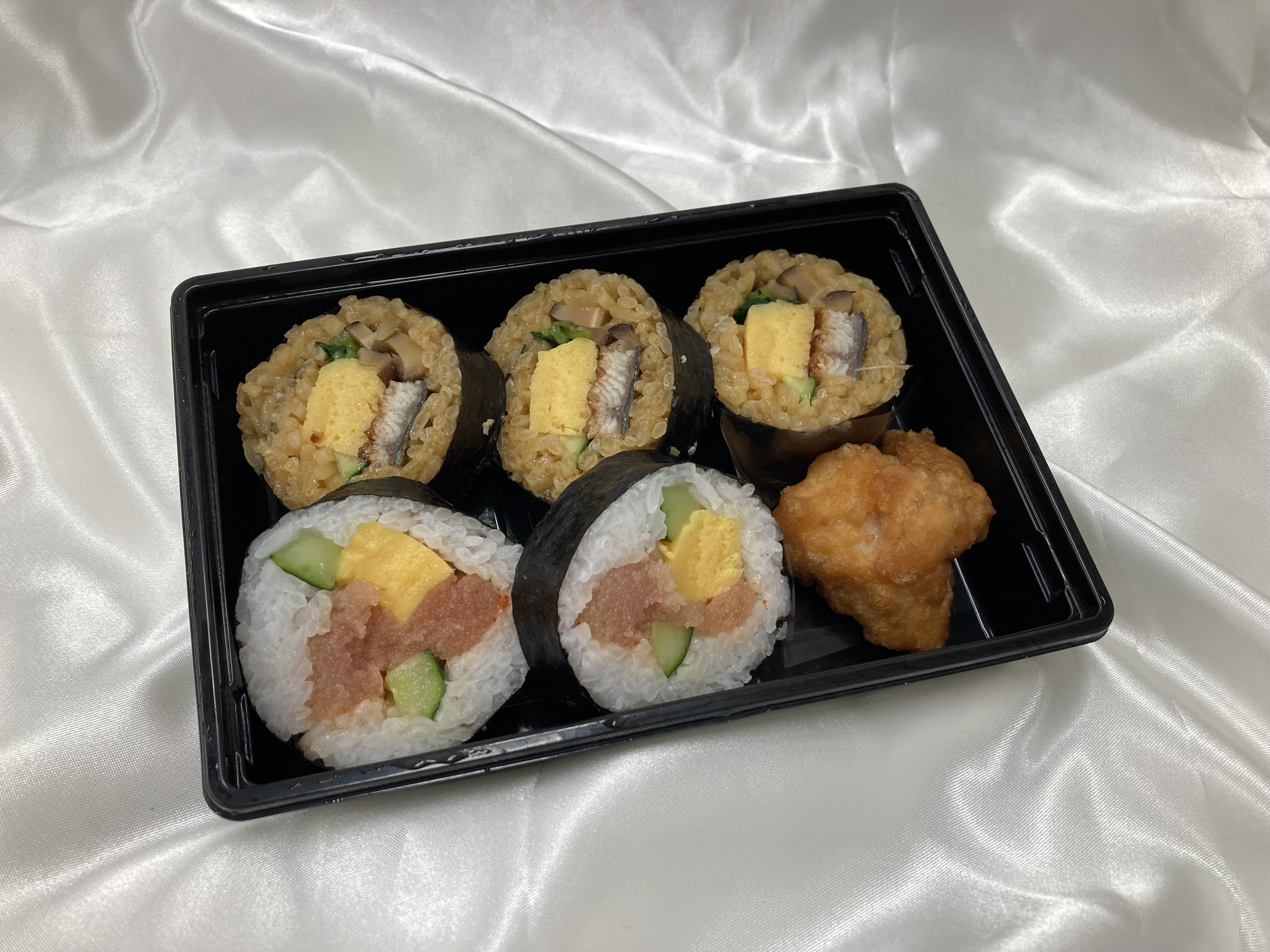 　鰻と明太子太巻き