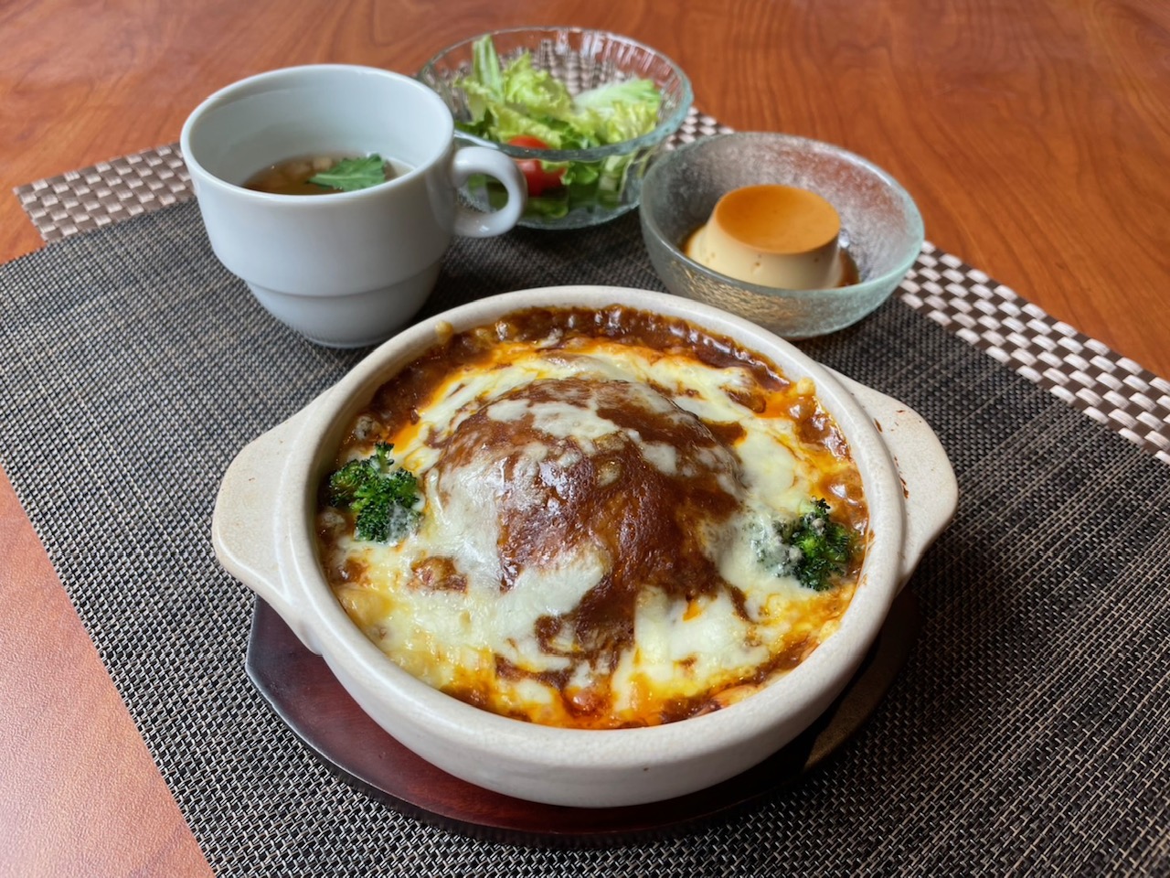 ハンバーグカレードリア