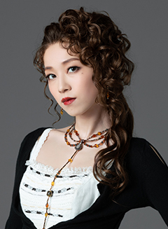真彩希帆